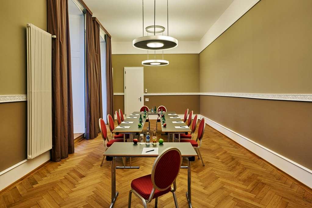 H4 Hotel ゾロトゥルン 設備 写真