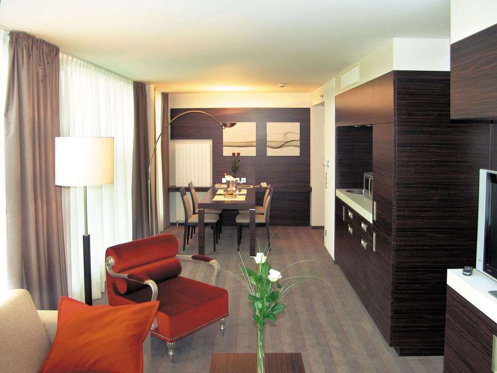 H4 Hotel ゾロトゥルン エクステリア 写真