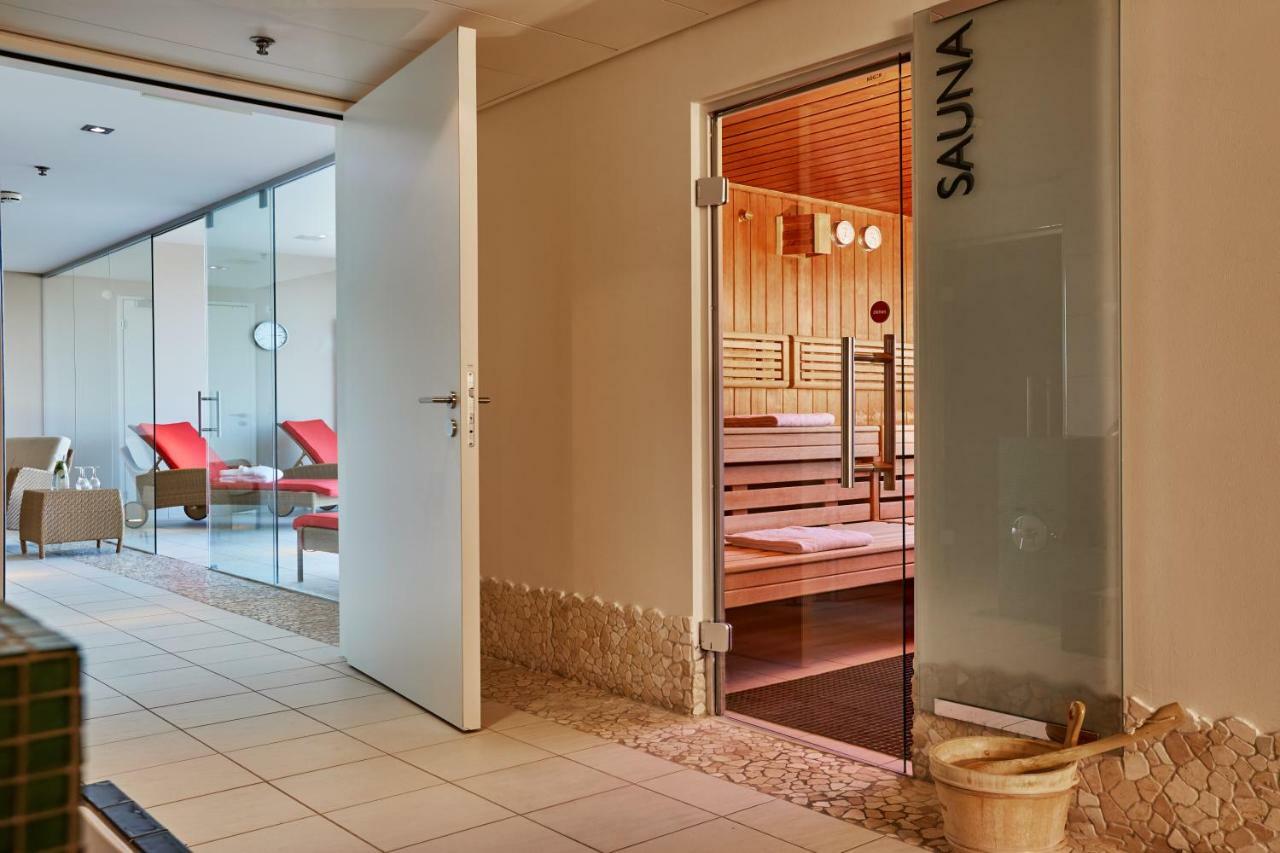 H4 Hotel ゾロトゥルン エクステリア 写真